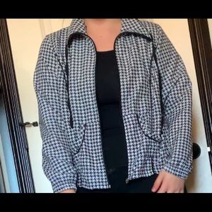 🎀Ac-tiv-ology jacket!!!